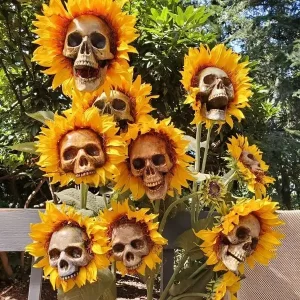 Skull Bloom Art Craft Garden Decoration